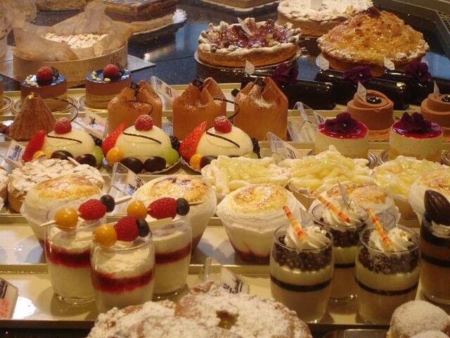 Override of the title patisserie